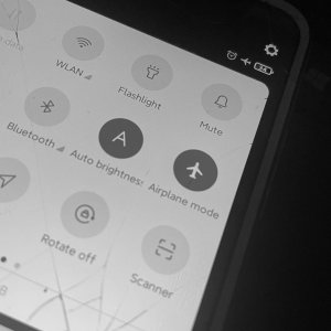 Chế độ máy bay.jpg